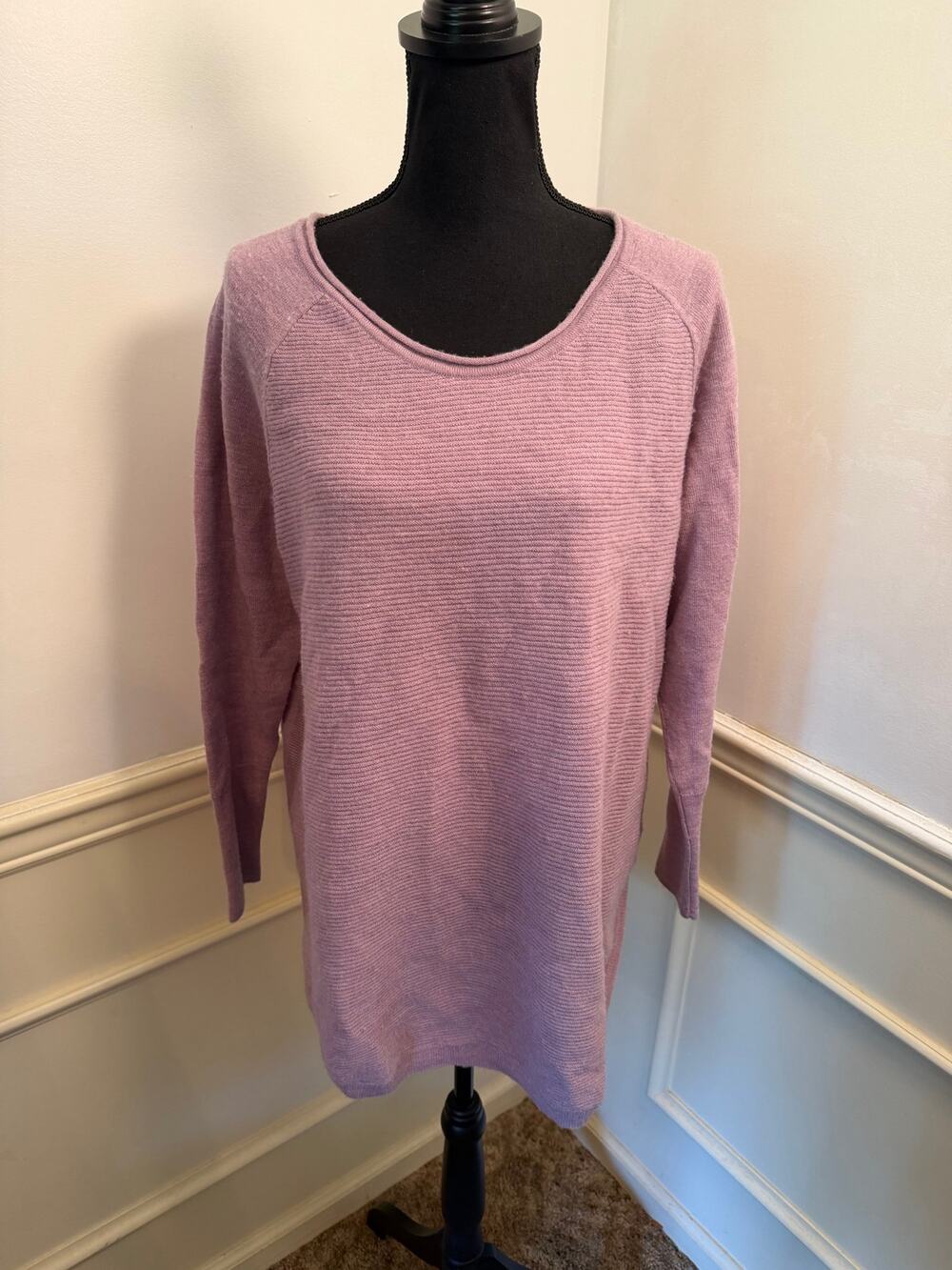Max Studio 100% Extrafine Merino Wool Horizontal Ribbed Scoop Neck Tunic Sweater
